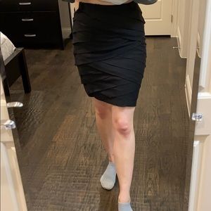 Instantly Slimming WHBM Black Pencil Skirt 00